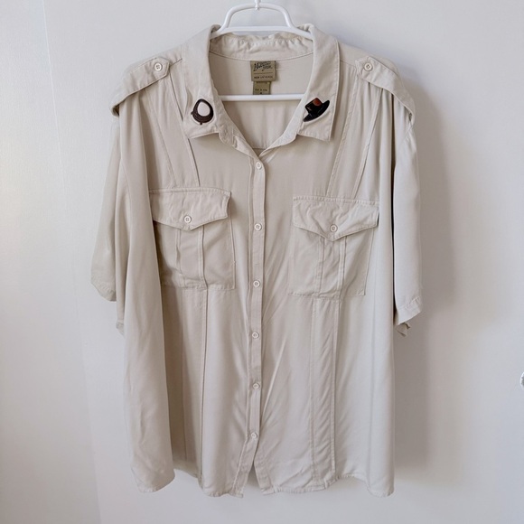 Her Universe Indiana Jones Expedition Woven Button-Up Cosplay - Picture 5 of 14